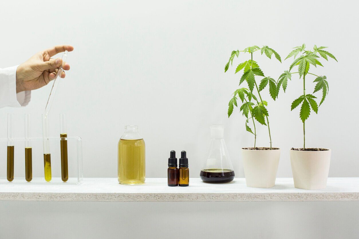 cannabis-testing-iimage2-5399818